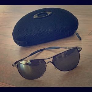 Oakley Crosshair sunglasses ( men or women )